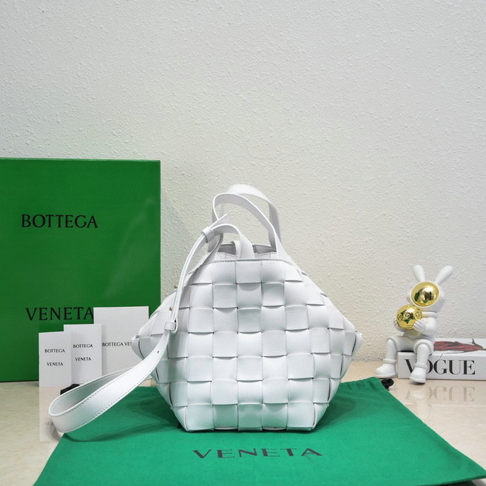 Bottega Veneta Bowling Cassette Bag White B730327