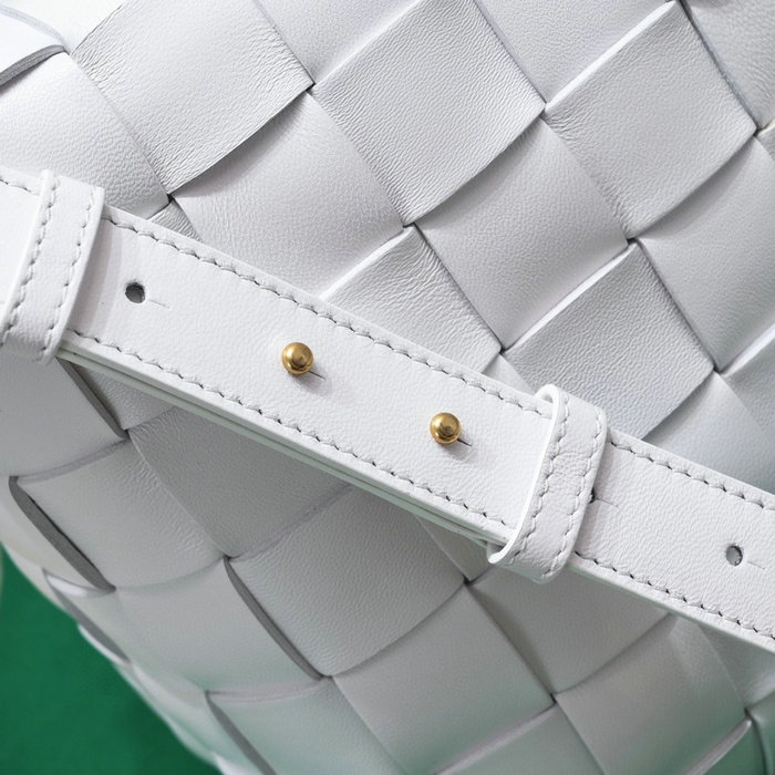 Bottega Veneta Bowling Cassette Bag White B730327