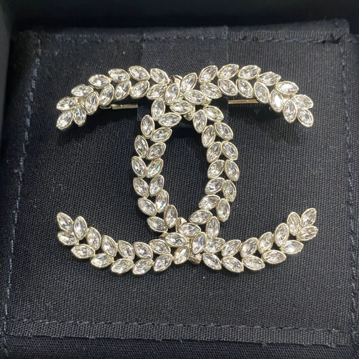 Chanel Brooch CR18