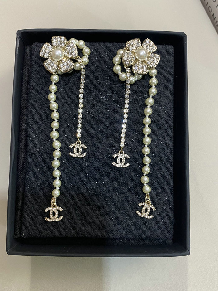 Chanel Earrings CE051006