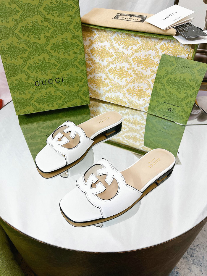 Gucci Cut Leather Interlocking G Sandals White SNG051402