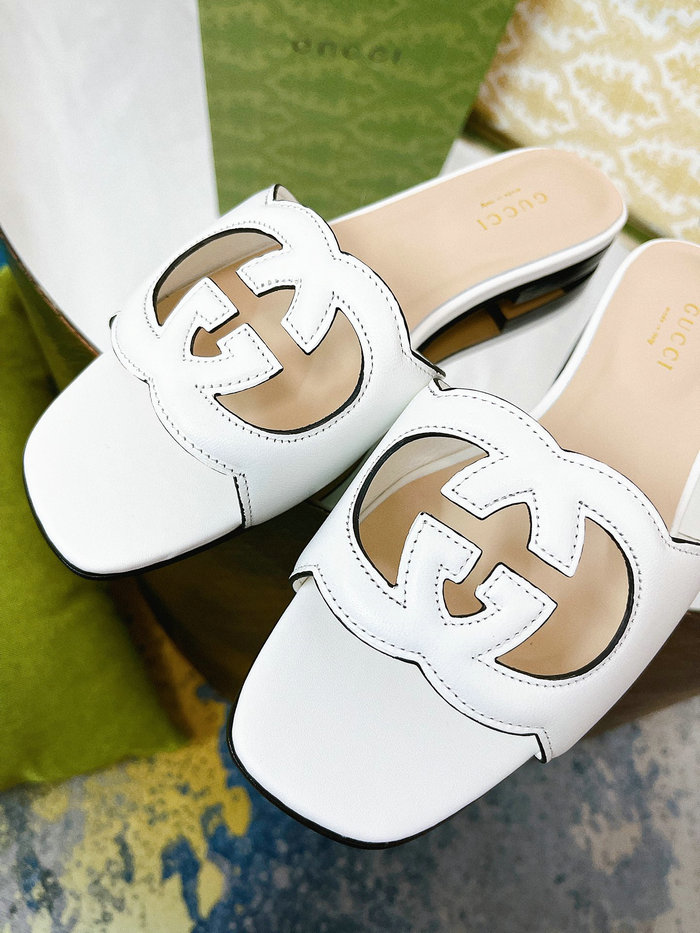 Gucci Cut Leather Interlocking G Sandals White SNG051402