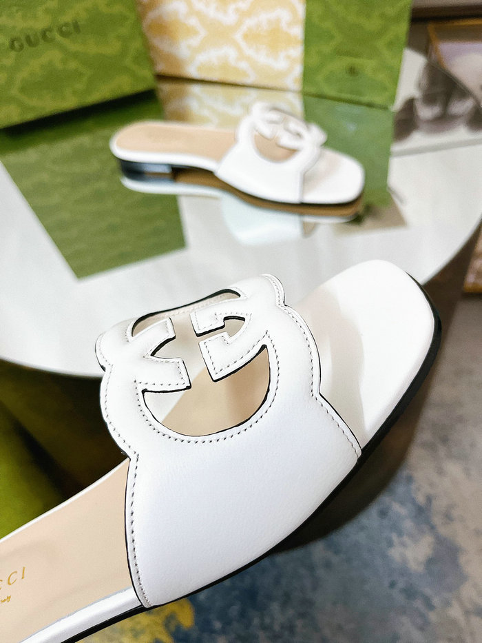 Gucci Cut Leather Interlocking G Sandals White SNG051402