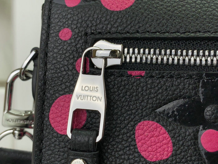 LV x YK Pochette Metis M46420