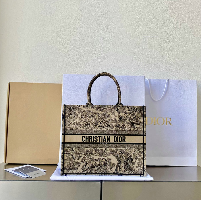 Large Dior Book Tote M1286