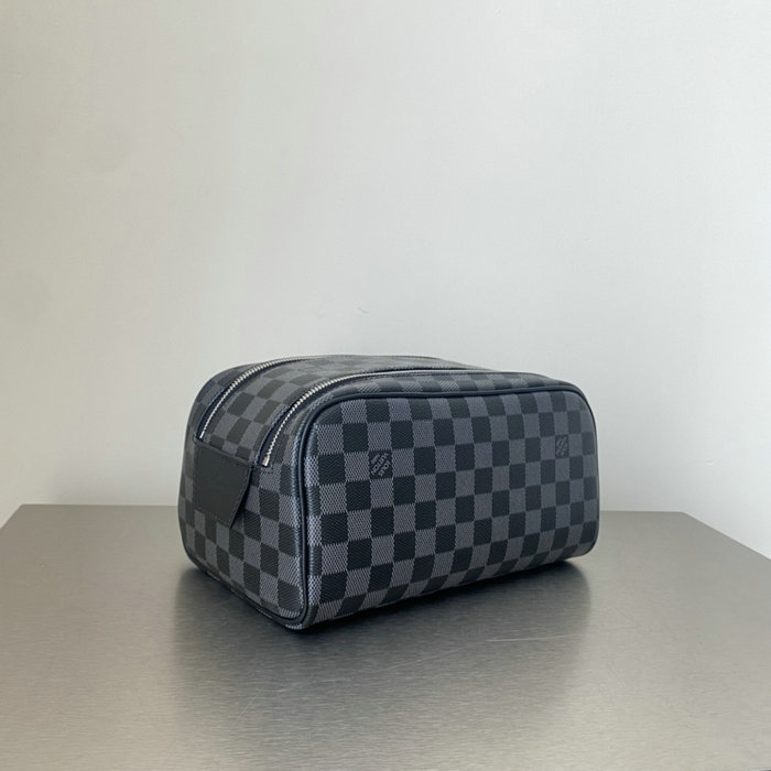 Louis Vuitton Dopp Kit Toilet Pouch N40127