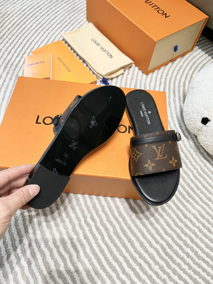 Louis Vuitton Slippers SNL051201