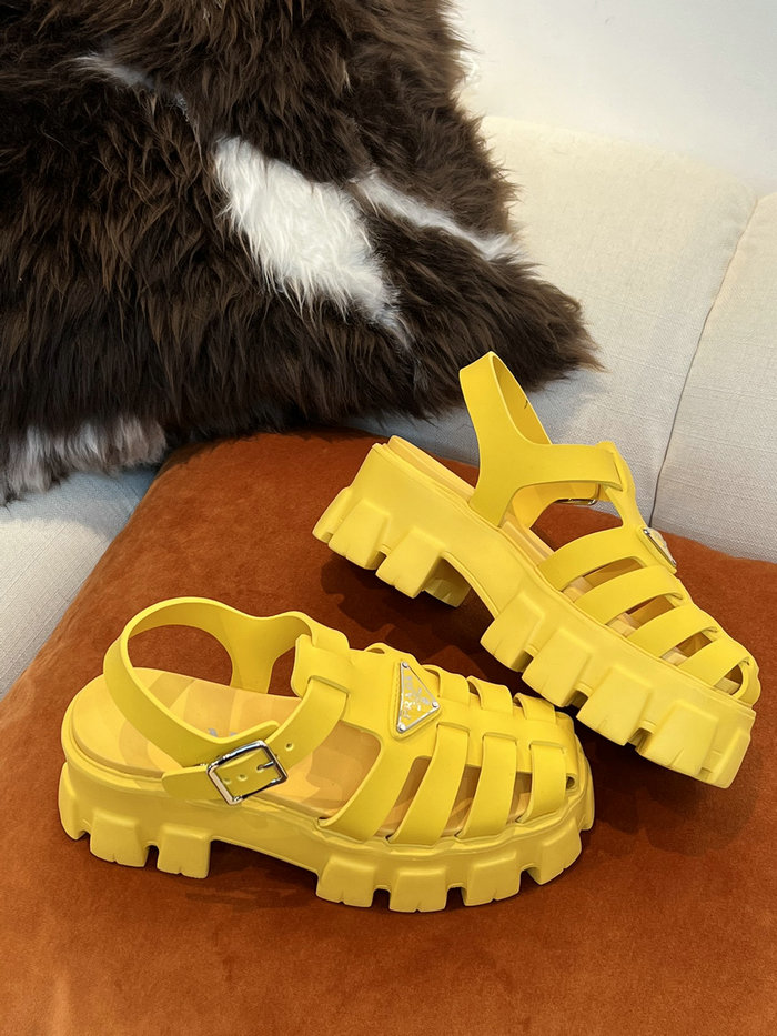 Prada Foam rubber sandals Yellow SDP051402