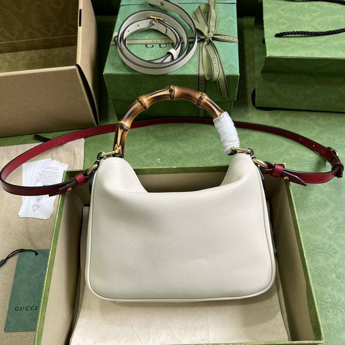 Gucci Diana Small Shoulder Bag White 746251