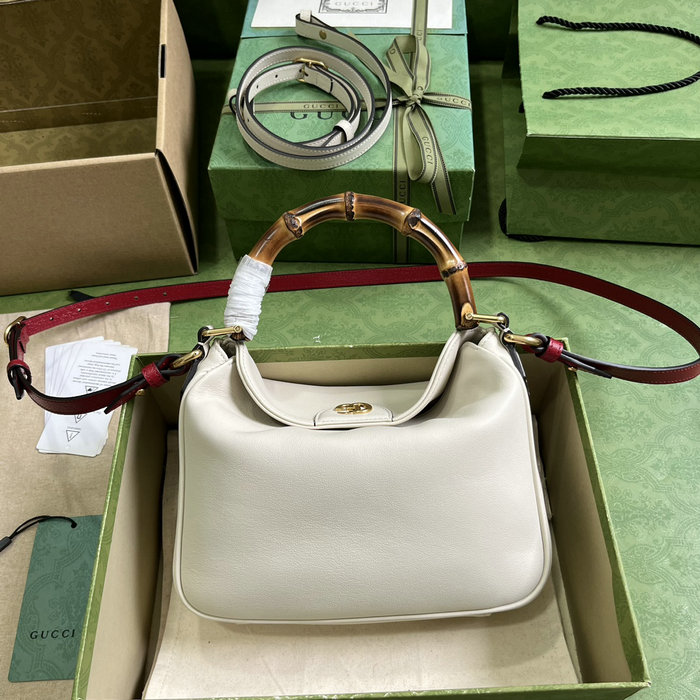 Gucci Diana Small Shoulder Bag White 746251