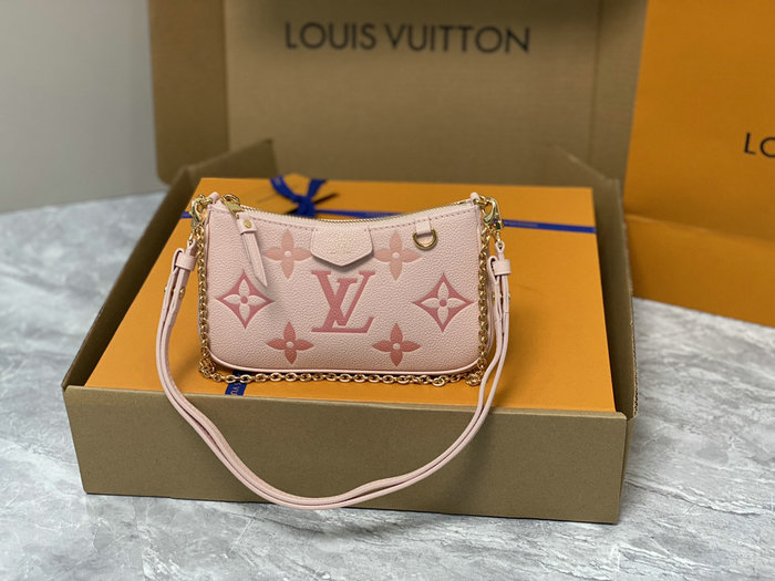 LV Easy Pouch M82346