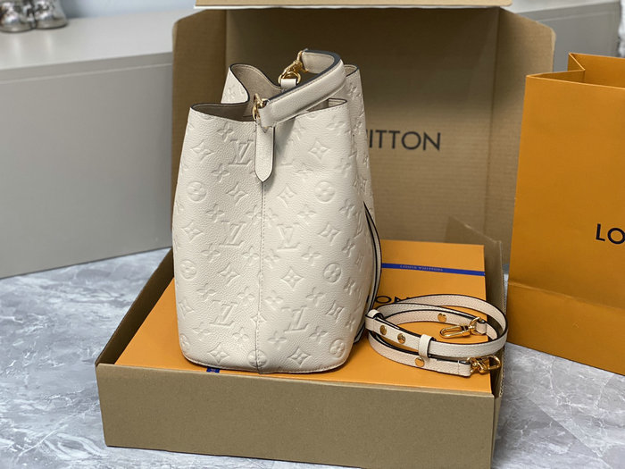 Louis Vuitton Neonoe MM Cream M46526