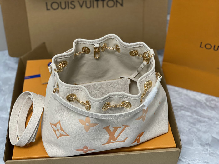 Louis Vuitton Summer Bundle M46545