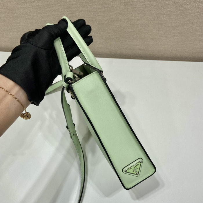 Prada Smooth Leather handbag Green 1BA333