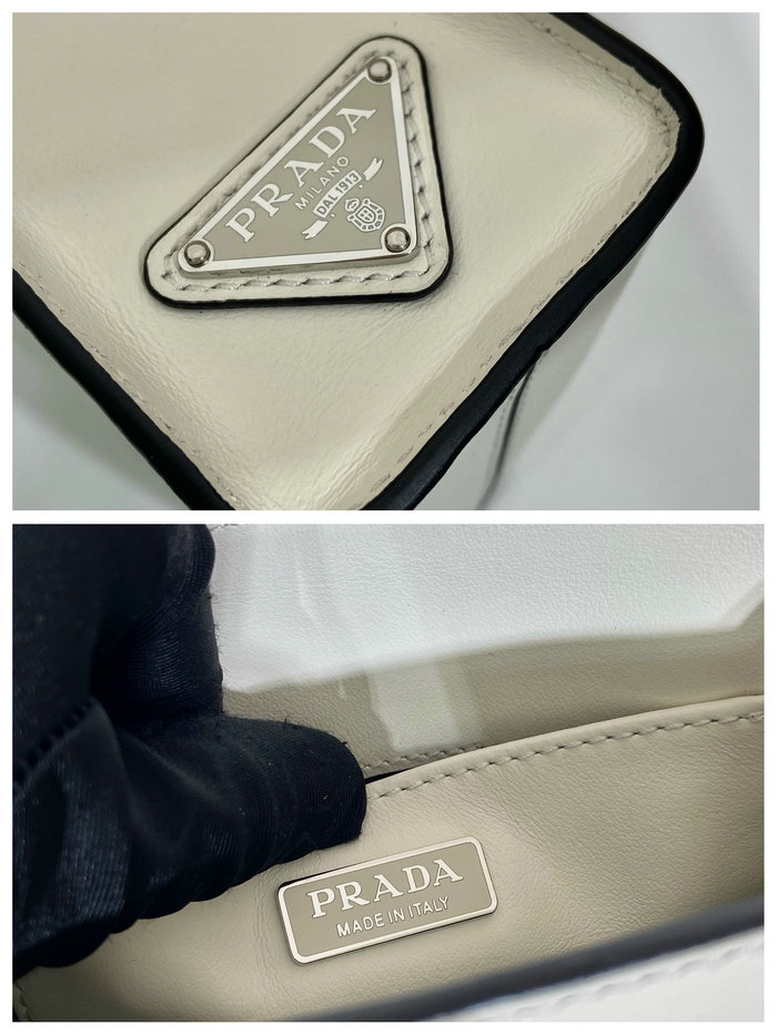 Prada Smooth Leather handbag White 1BA333