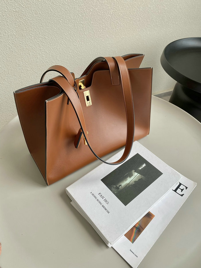 Celine Cabas 16 In Smooth Calfskin Brown C35309