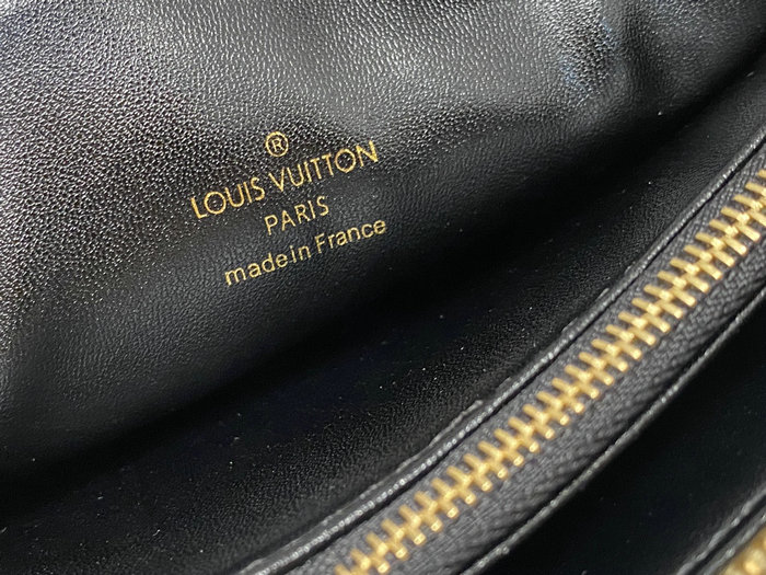 Louis Vuitton Coussin PM Black M22614