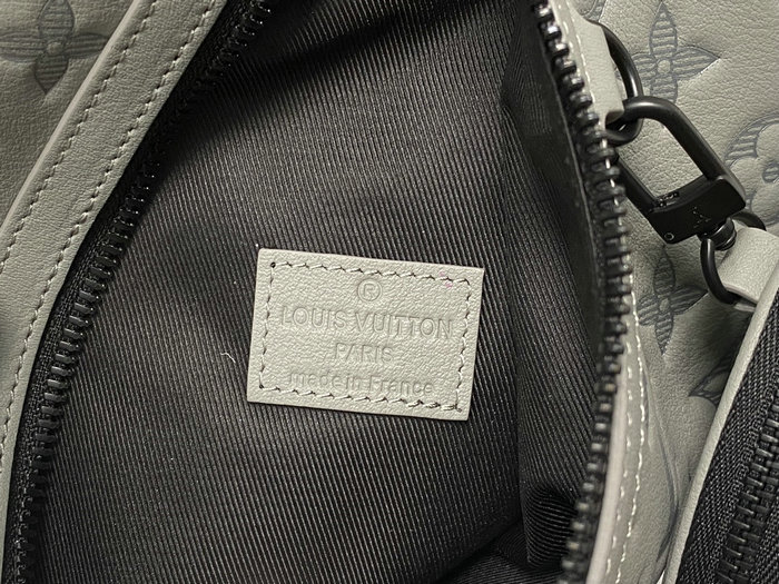 Louis Vuitton Duo Slingbag Grey M46562