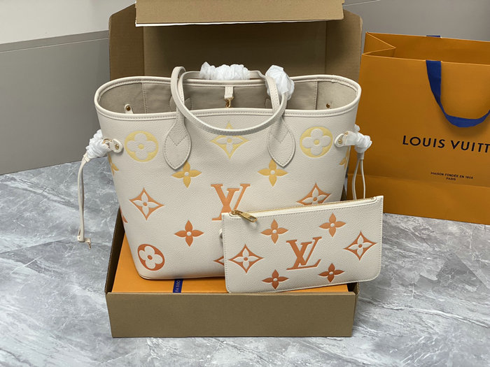 Louis Vuitton Neverfull MM Beige M46516