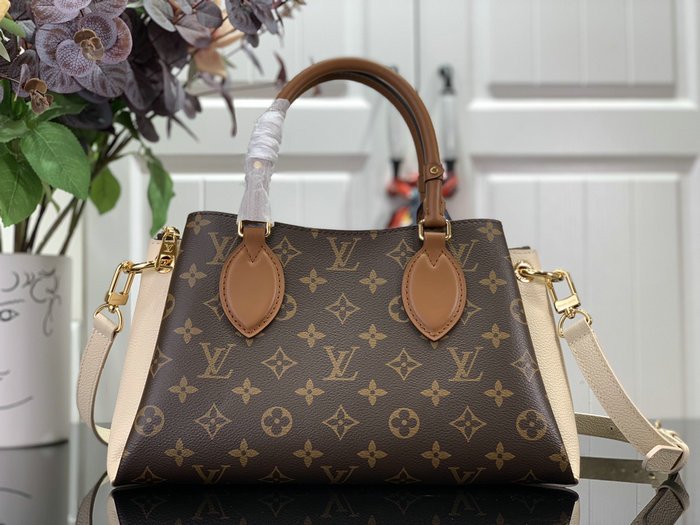 Louis Vuitton Opera MM Cream M46508