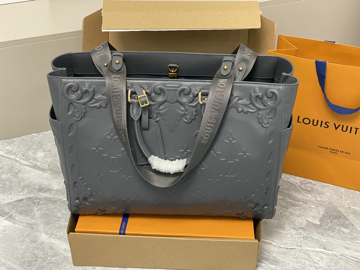 Louis Vuitton Sac Plat Grey M21841