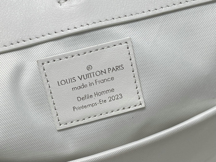 Louis Vuitton Sac Plat White M21841