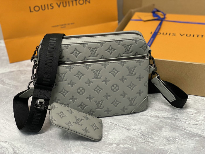 Louis Vuitton Trio Messenger Grey M46604