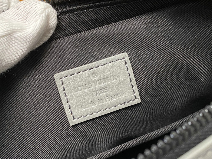 Louis Vuitton Trio Messenger Grey M46604