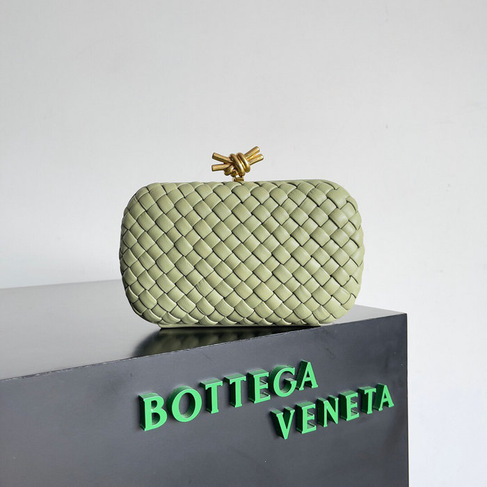 Bottega Veneta Classic Knot Clutch Travertine B717622