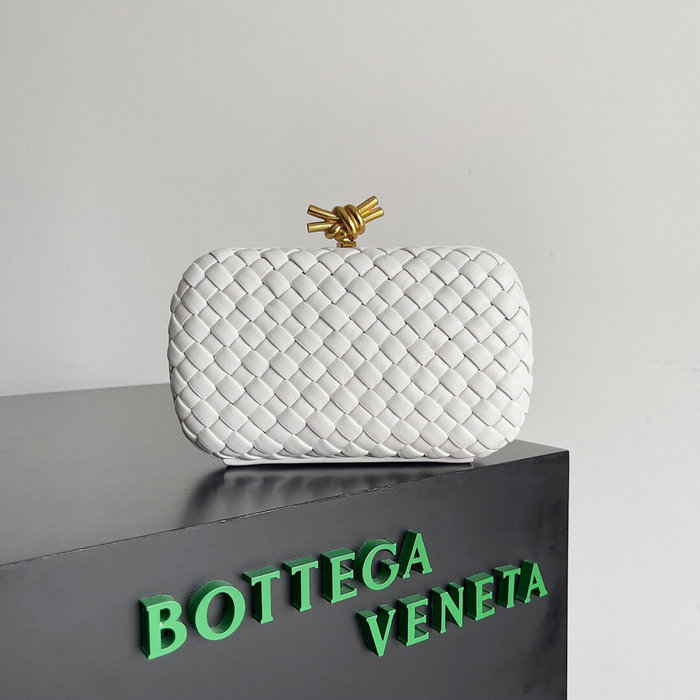 Bottega Veneta Classic Knot Clutch White B717622