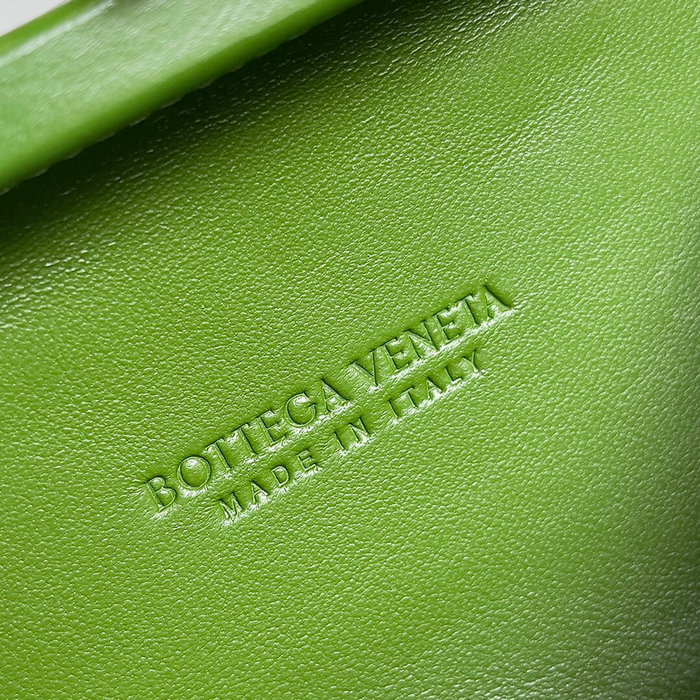 Bottega Veneta Knot Clutch Dark Green B717622