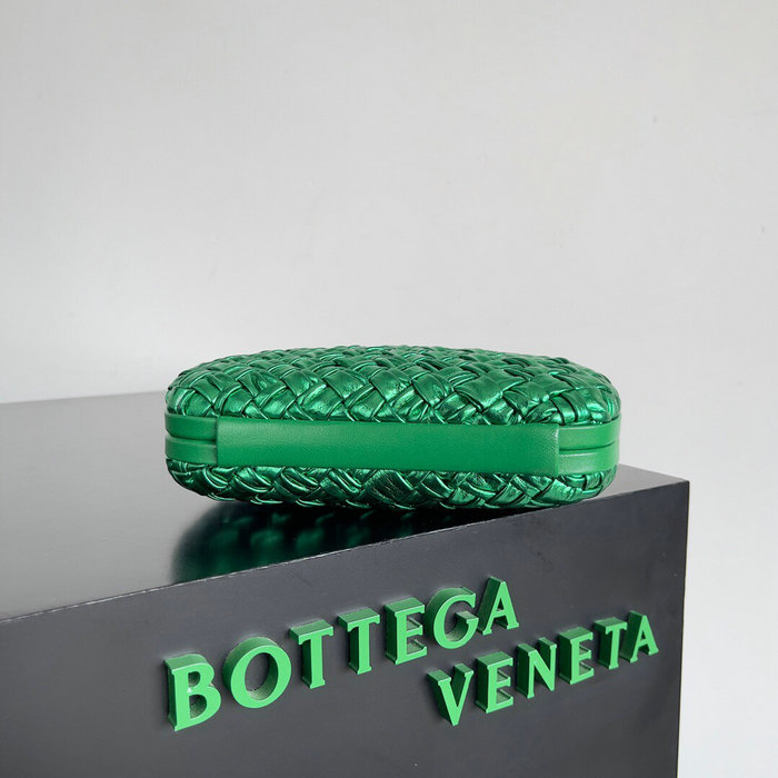 Bottega Veneta Knot Clutch Shiny Green B717622