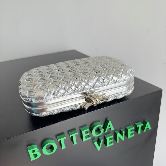 Bottega Veneta Knot Clutch Silver B717622