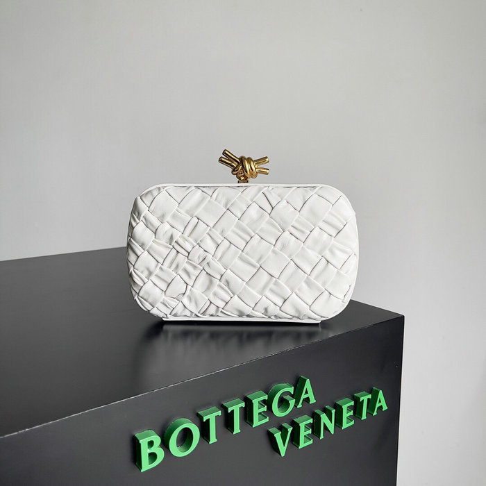 Bottega Veneta Knot Clutch White B717622