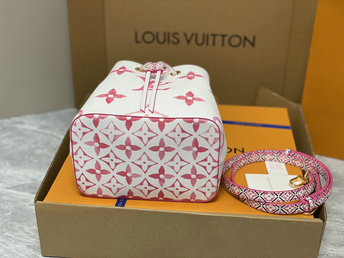 Louis Vuitton Neonoe BB Pink M22986