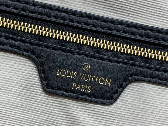 Louis Vuitton Neverfull MM M22838