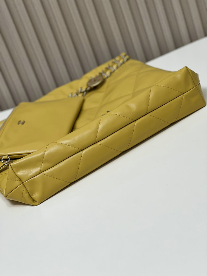 Chanel Shiny Calfskin Handbag Yellow AS3261