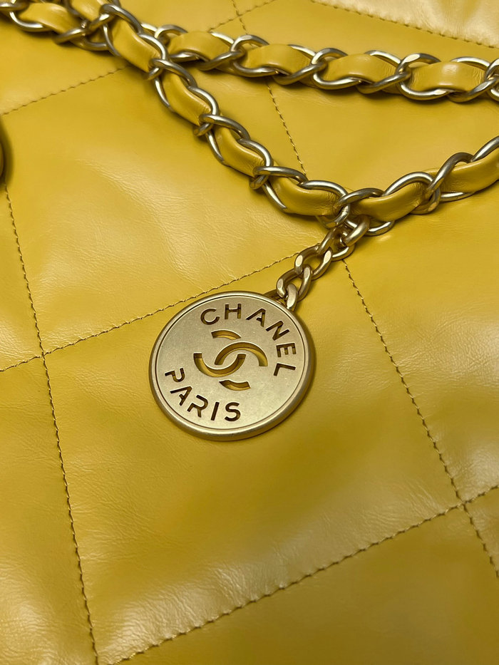 Chanel Shiny Calfskin Handbag Yellow AS3261