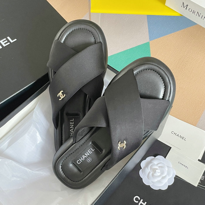 Chanel Slides SNC063001