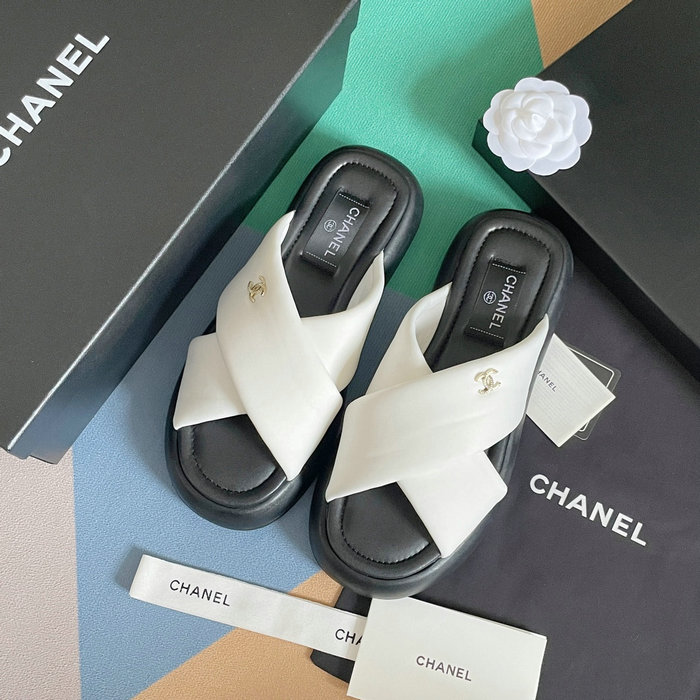 Chanel Slides SNC063003