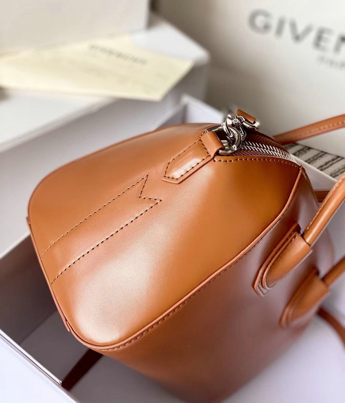 Givenchy Antigona small leather bag Brown G9981