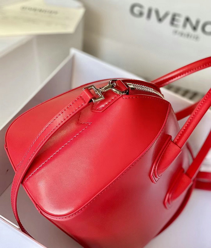 Givenchy Antigona small leather bag Red G9981