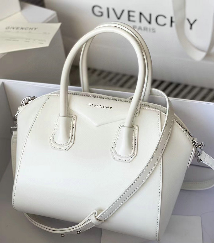 Givenchy Antigona small leather bag White G9981