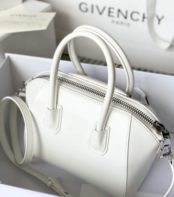 Givenchy Antigona small leather bag White G9981