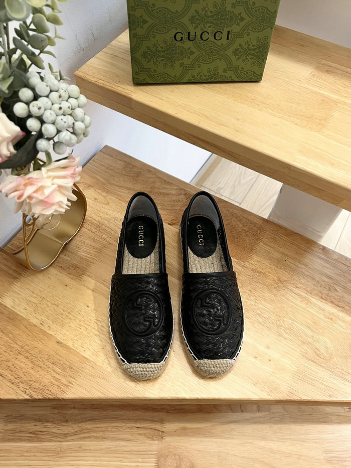 Gucci Flat Pumps Black SNG070401