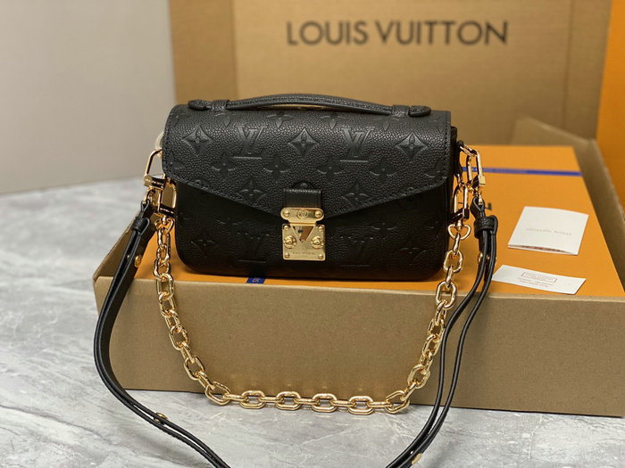 Louis Vuitton Pochette Métis East West Black M46596