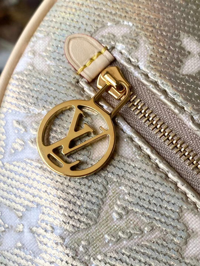 Louis Vuitton Loop PM M22928