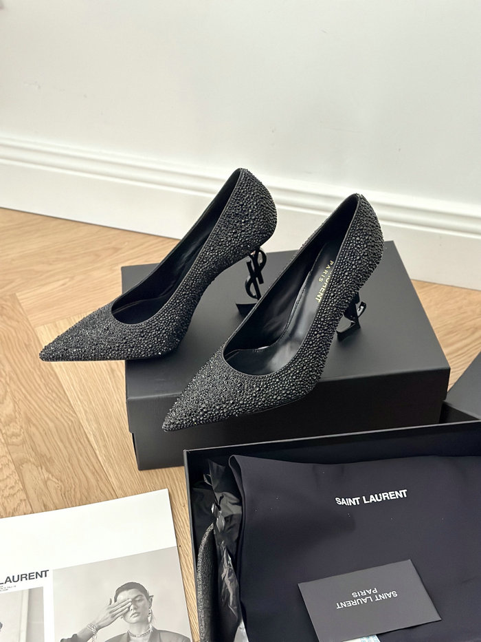 Saint Laurent Heel Pumps SDY072601