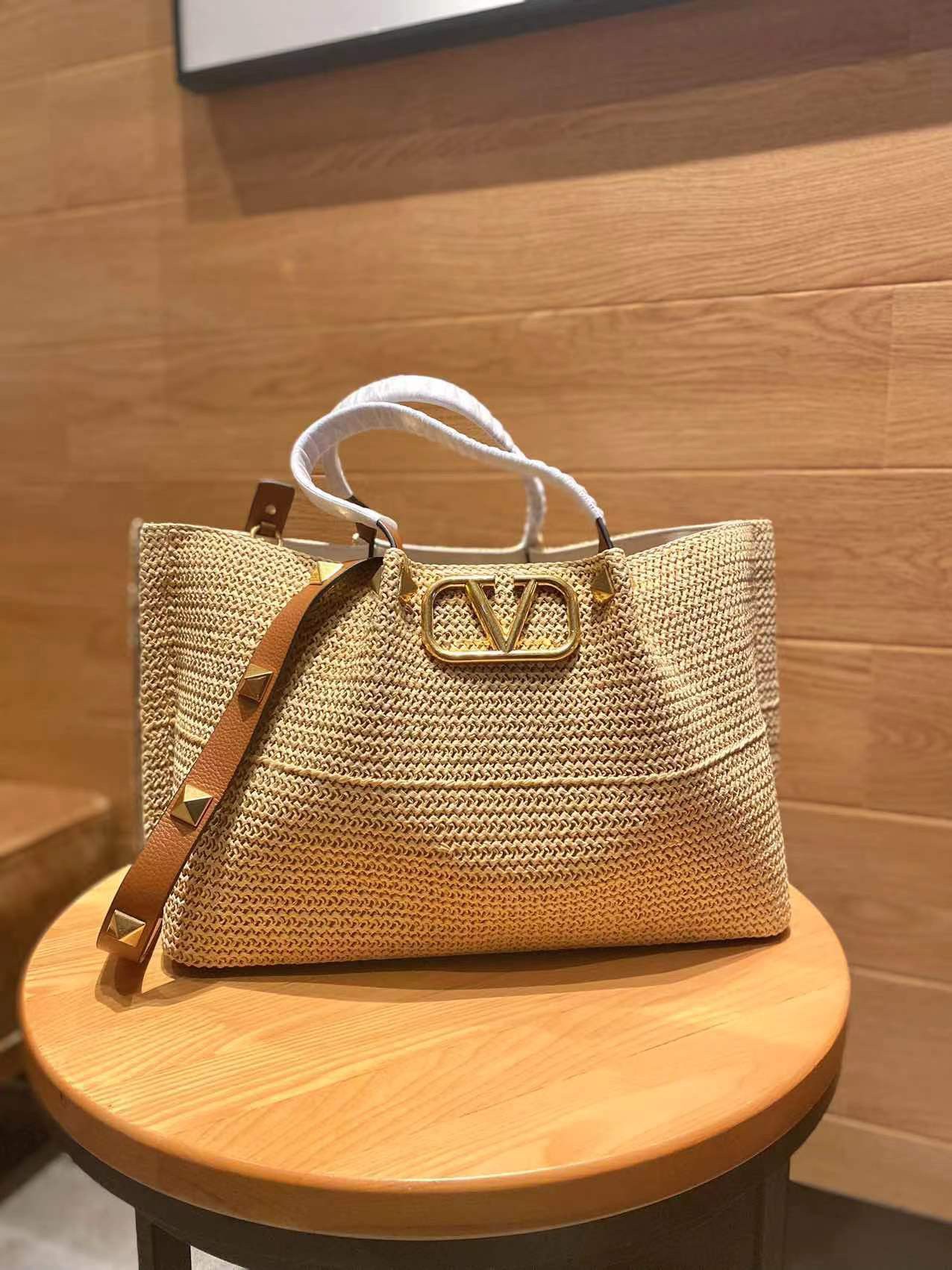 Valentino Garavani Medium VLOGO Raffia Tote Bag Beige V0099L