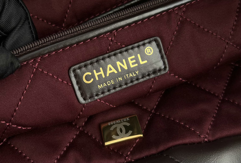 Chanel 22 Shiny Calfskin Small Handbag Burgundy AS3260